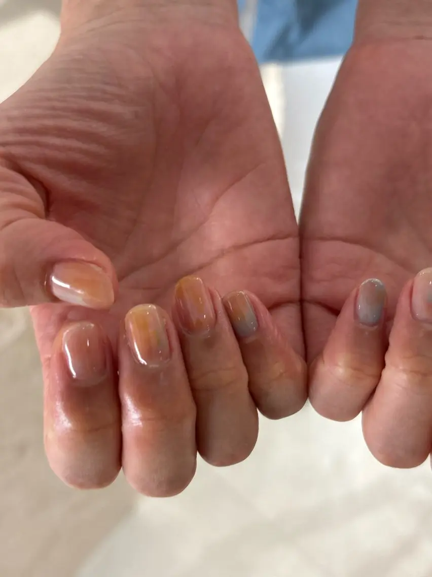 ネイル ニュアンスネイル シンプルネイル 新町 Su_motoのネイルデザイン