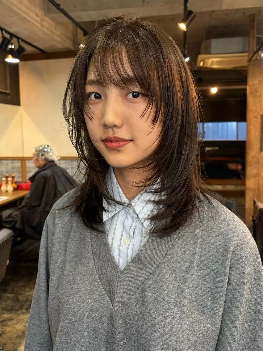 ミディアム カット ヘアカラー 褒められる ハイトーン⭐️カノンのヘアスタイル