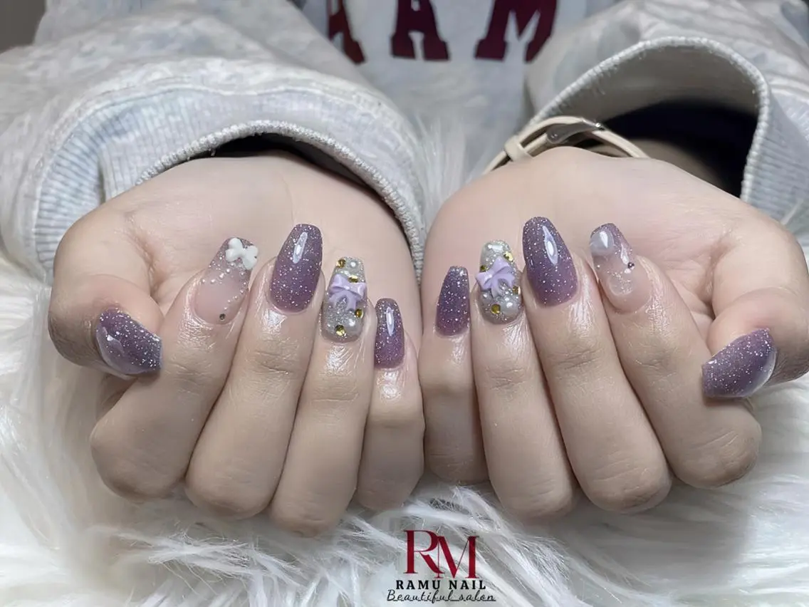 ネイル チークネイル フレンチネイル グラデーション マグネットネイル ネイルチップ ハンドネイル RAMU_Nail 池袋店のネイルデザイン