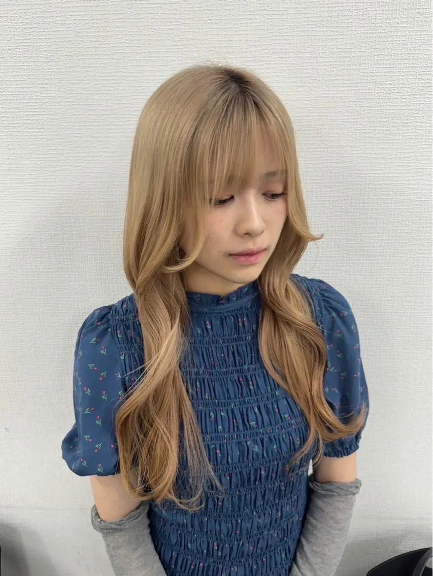 ロング カラー ヘアアレンジ 髪質改善 韓国レイヤーカット /韓国トレンドカラーのヘアスタイル