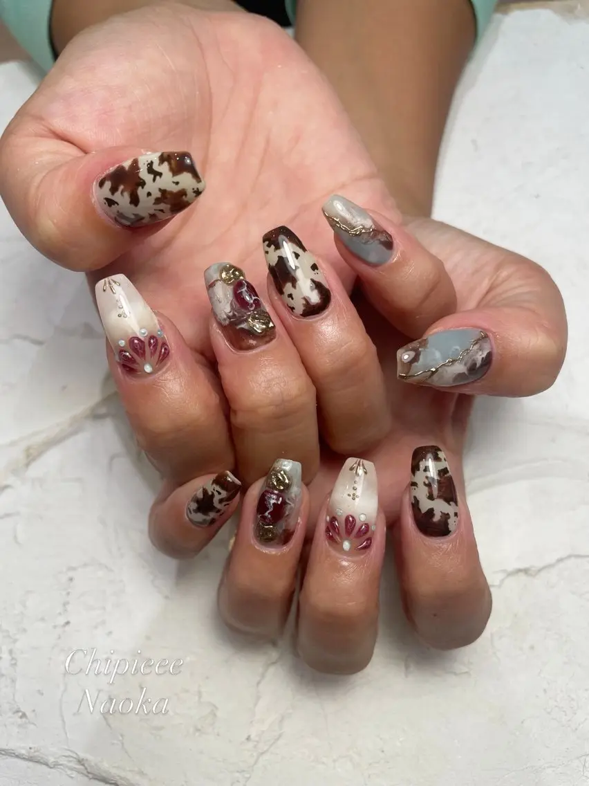ネイル ハンドネイル chipieee naokaのネイルデザイン