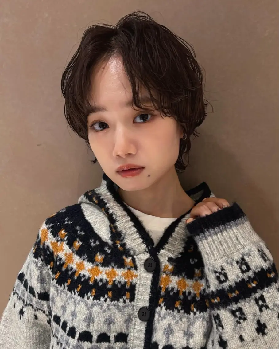ショート カット 渡邊 百咲のヘアスタイル