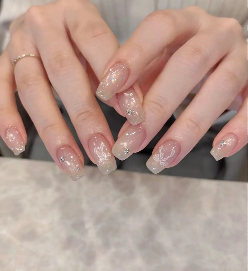 ネイル H&B ヨウのネイルデザイン