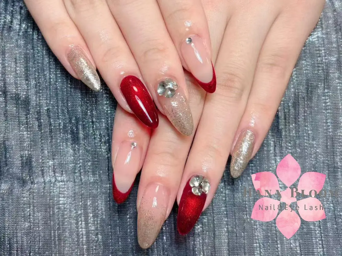 ネイル 長さ出し フレンチネイル ジェルネイル マグネットネイル 持ち込み ハンドネイル ハンドケア Hana Bloom Nail💗YUIのネイルデザイン
