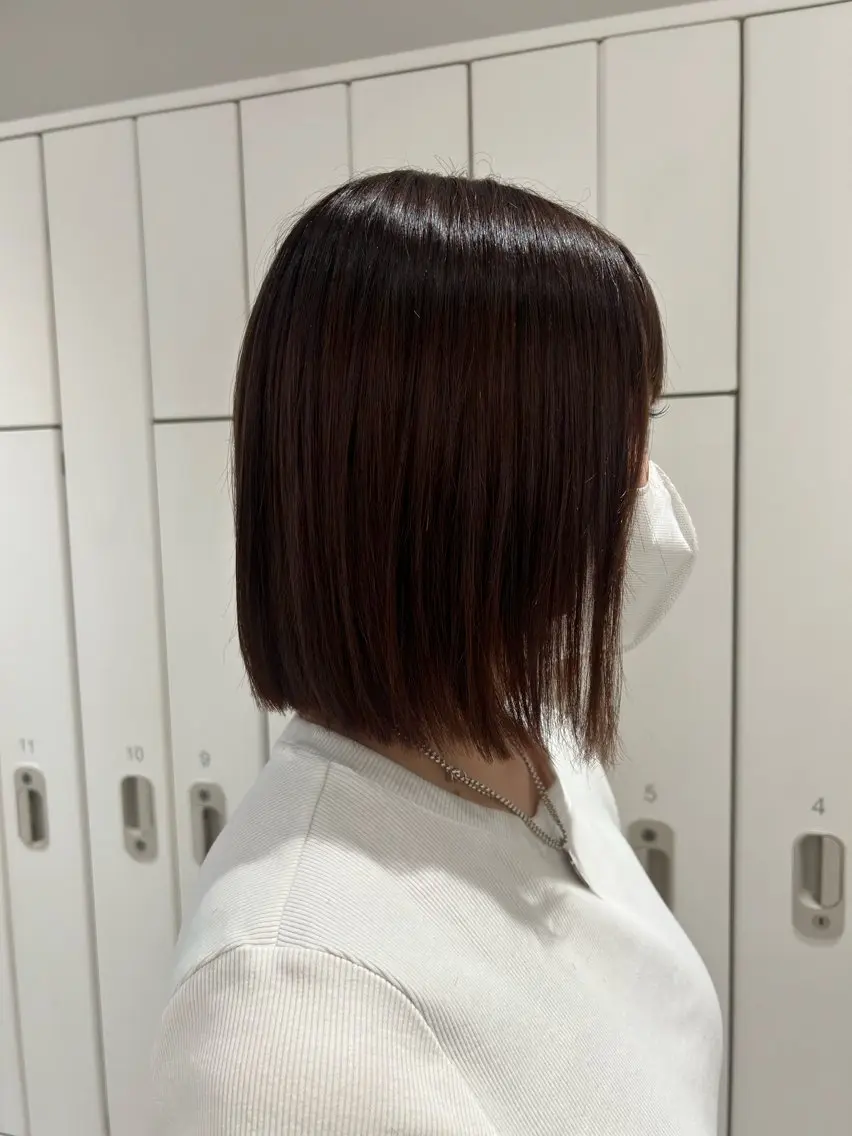 ショート カット 縮毛矯正 ここな Un amiのヘアスタイル