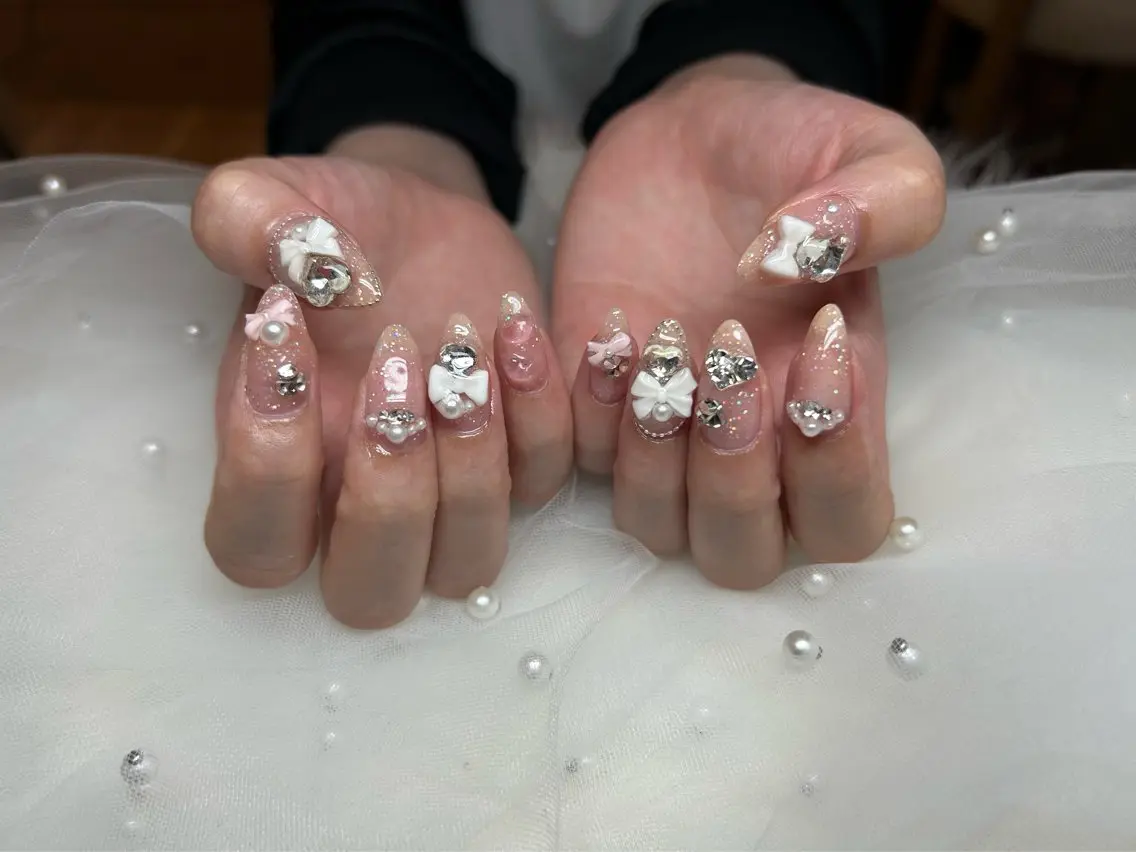 ミディアム ハンドネイル Chiin Nailのネイルデザイン