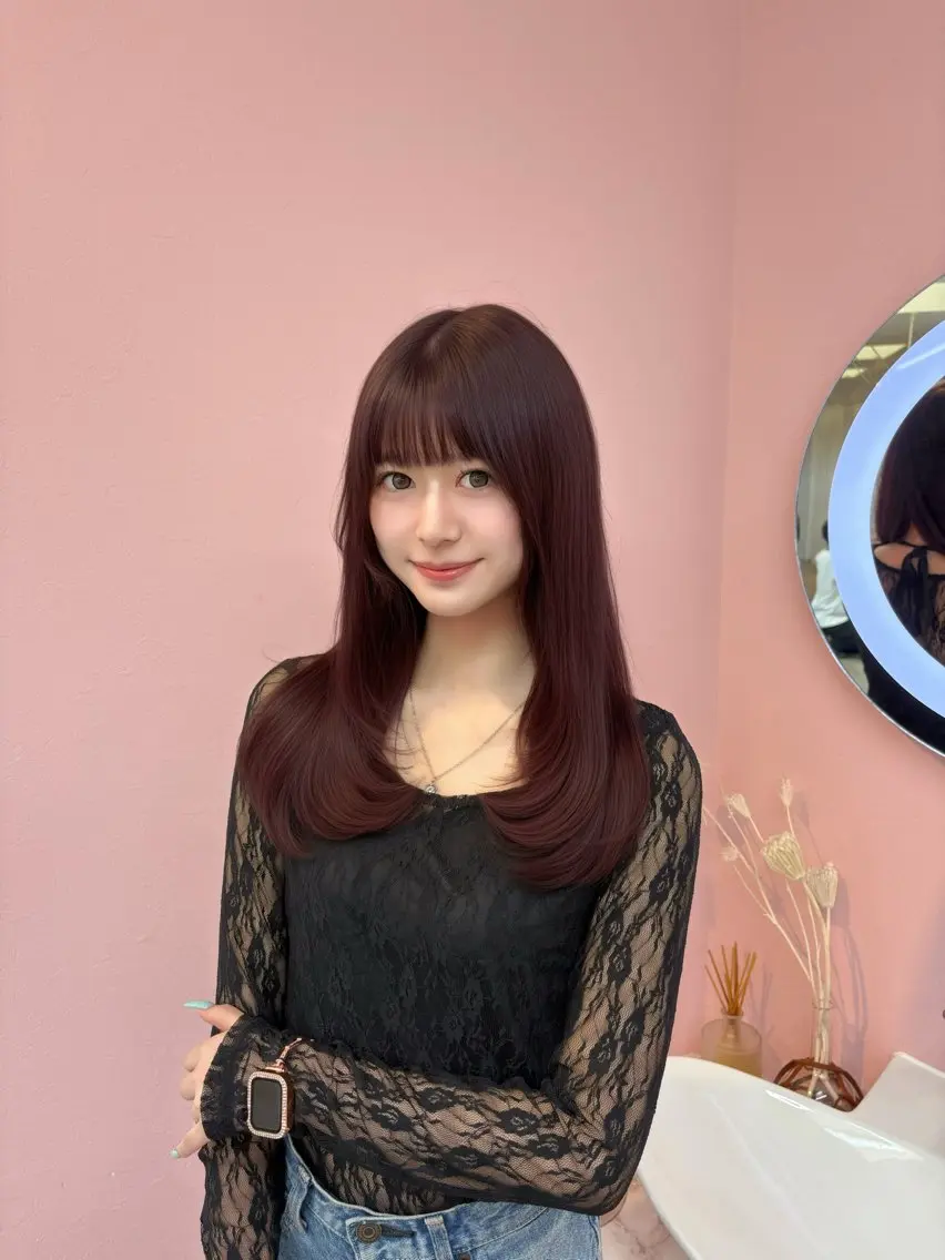 ロング レイヤーカット カット ヘアカラー HASHI AYAKAのヘアスタイル