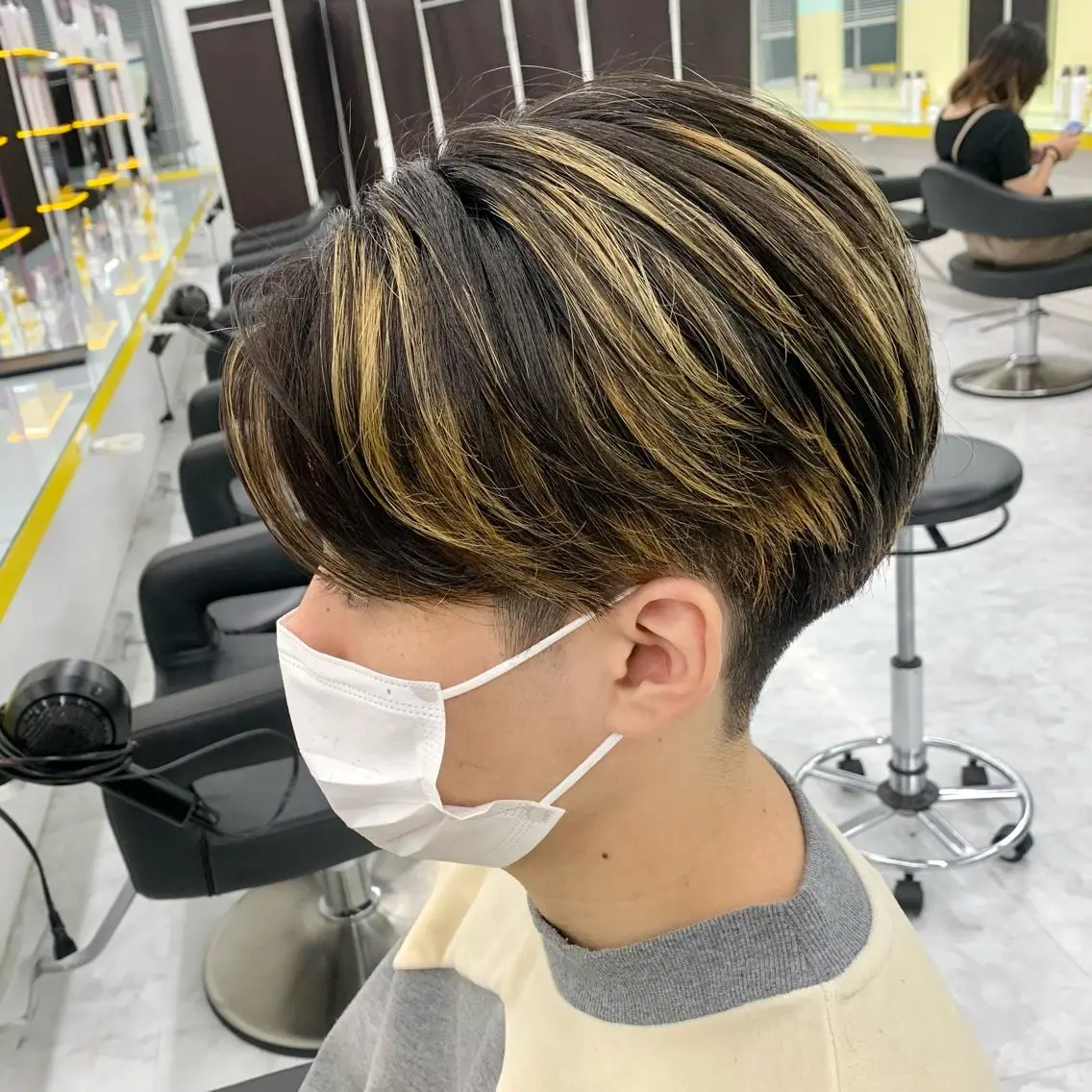 ショート カラー パーマ ヘアアレンジ メンズ キッズ ネイル マツエク・マツパ アイブロウ アップバング センターパート メンズハイライト マッシュ メンズパーマ 🔷横浜1のパーマ 職人🔷将太郎のヘアスタイル