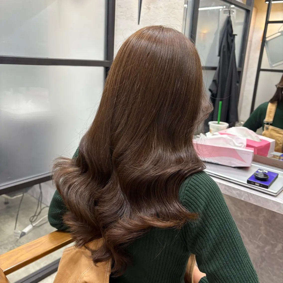 ロング カラー ベージュカラー ヘアカラー 韓国ヘア 🤍中西麻友🤍のヘアスタイル