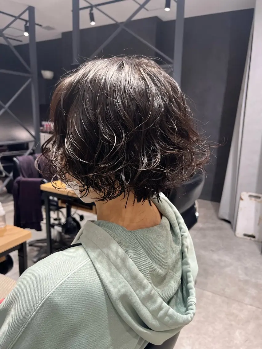 ショート パーマ ショートボブ ボブ ショートヘア ブリーチ/縮毛矯正 ❤️‍🔥シンノスケのヘアスタイル