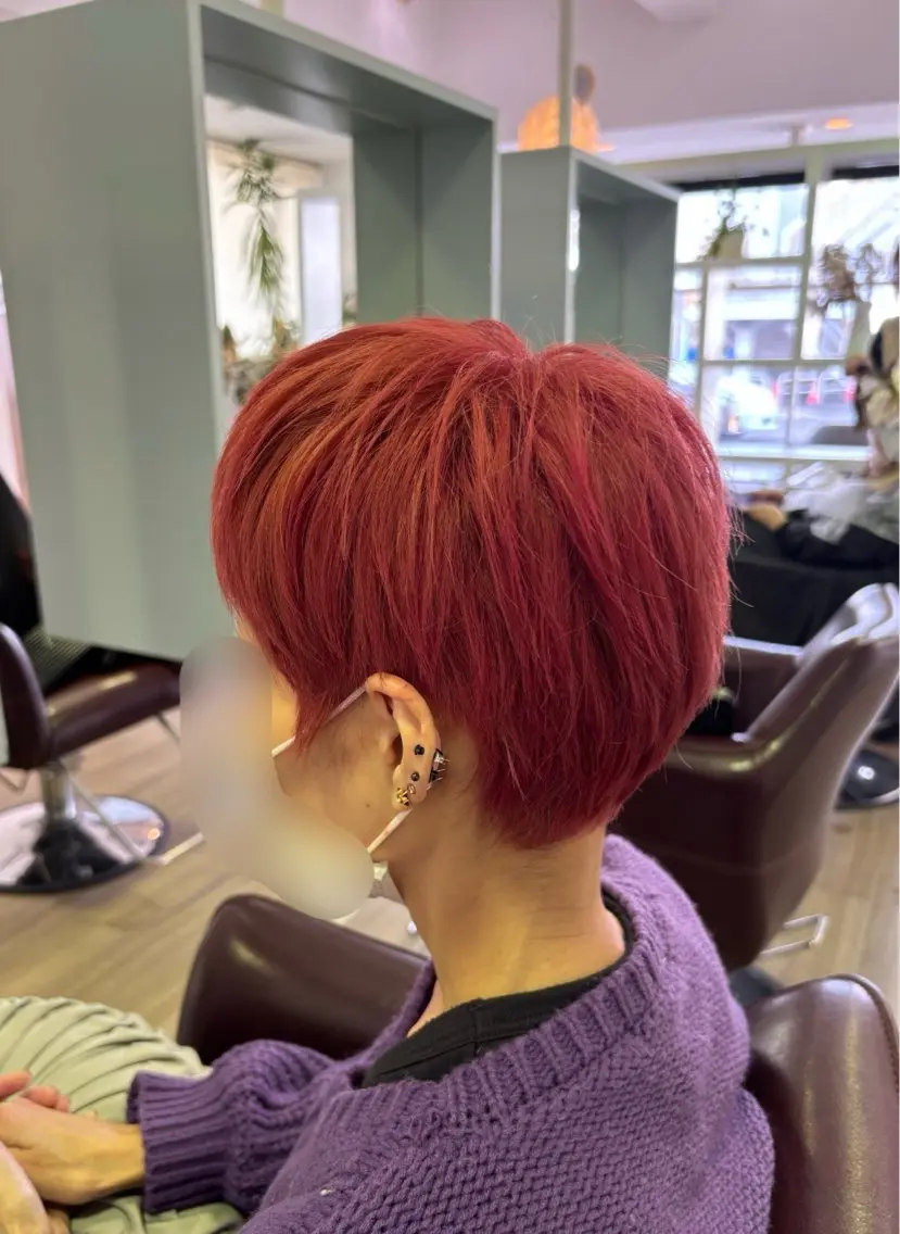 ショート カラー ベリーショート ピンクカラー ショートヘア カット ヘアカラー 岡本 紗依のヘアスタイル