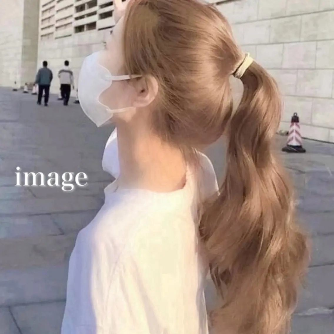 ロング カラー 🫧うる艶トレンド 🫧透明感カラーのヘアスタイル