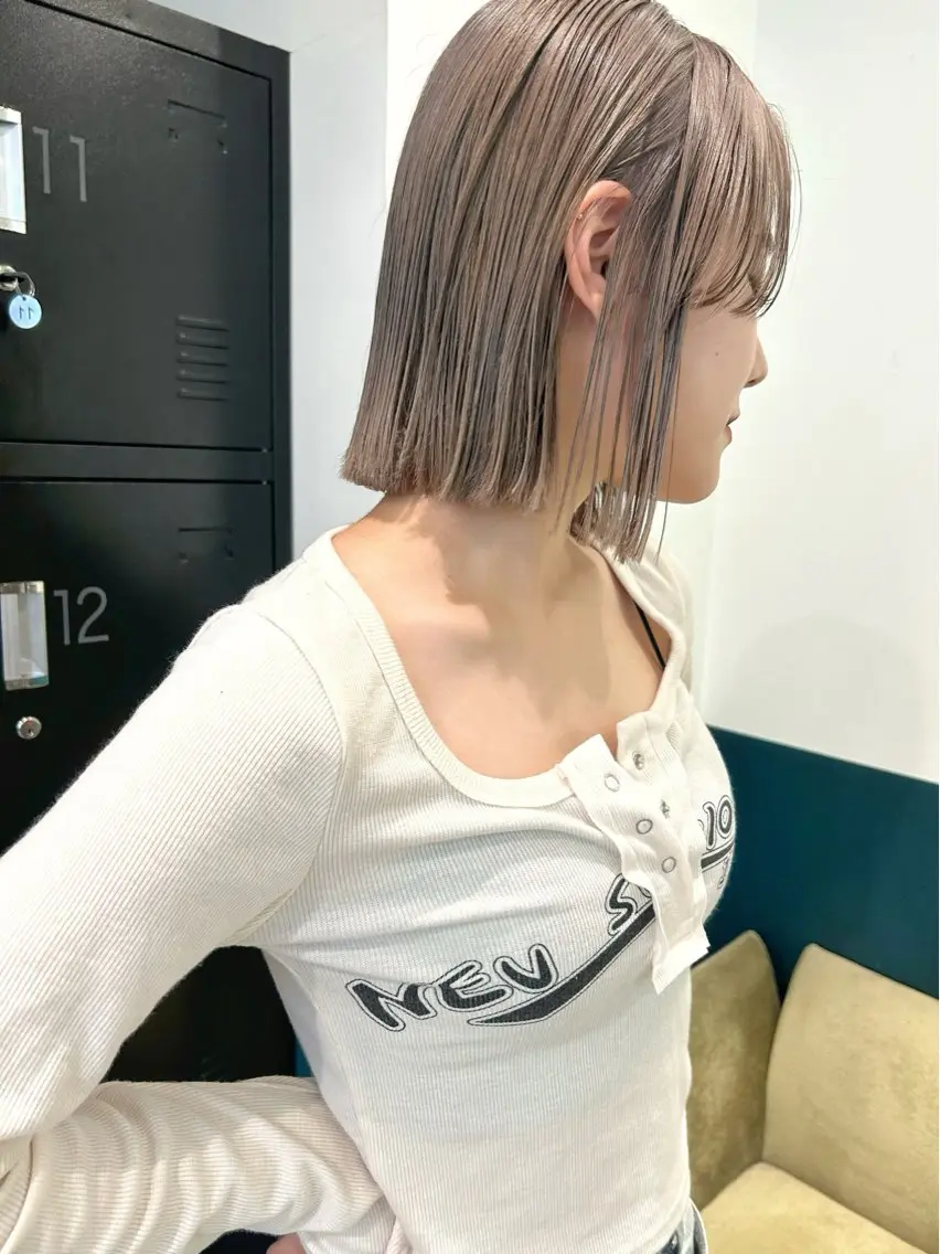 カット+ブリーチオンカラー 🫧の写真
