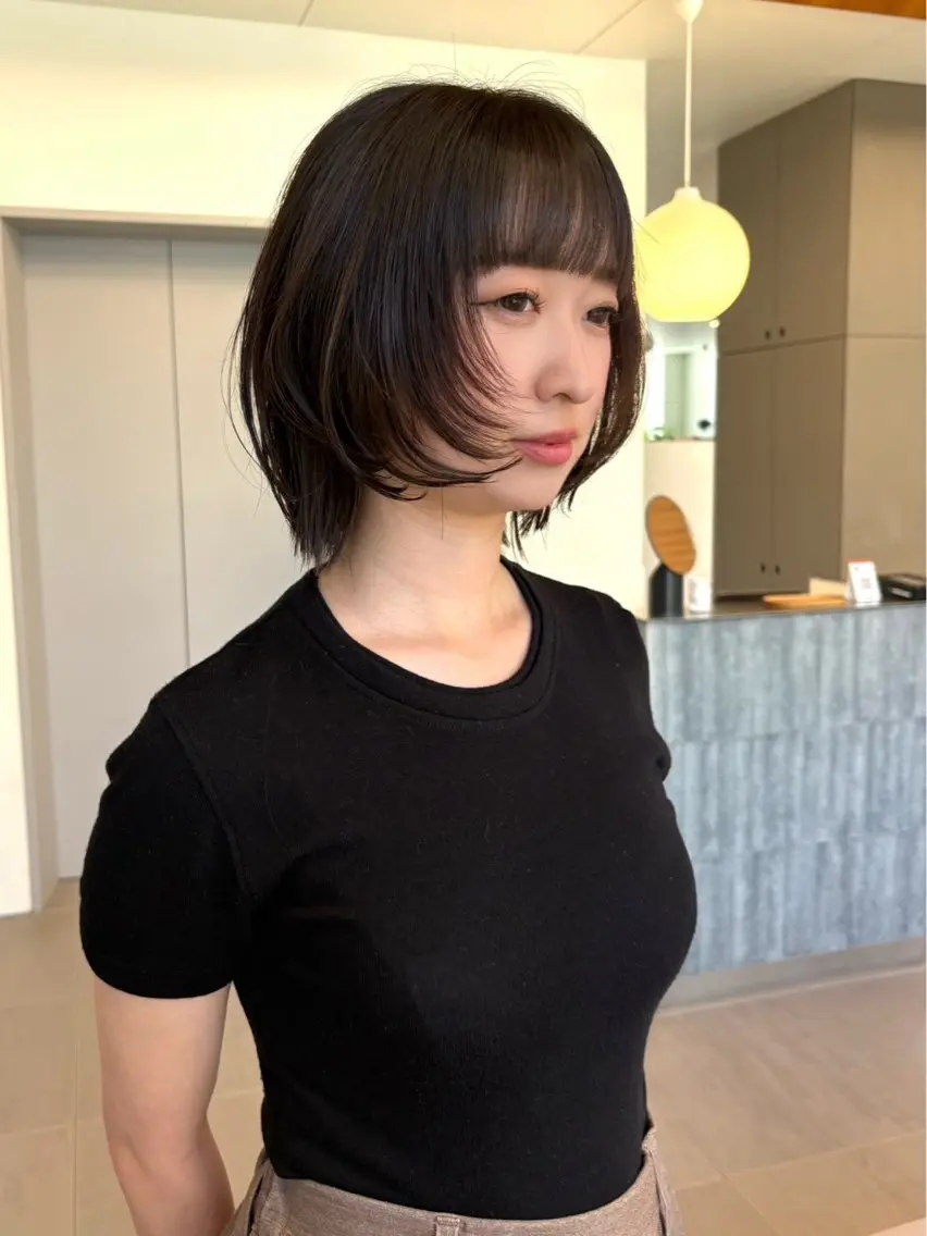 ショート ヘアカラー いろは🧤 カラーモデル/栄のヘアスタイル