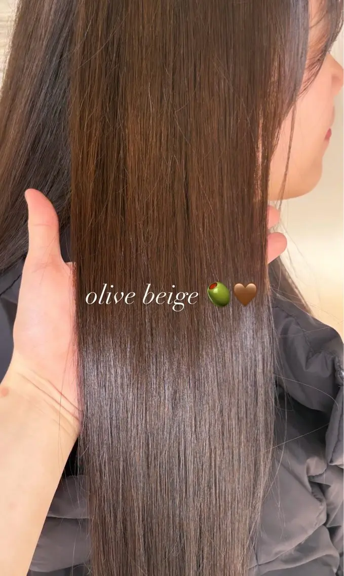 セミロング カット ヘアカラー トリートメント 透けカラー.艶髪. 梅田♡midoのヘアスタイル