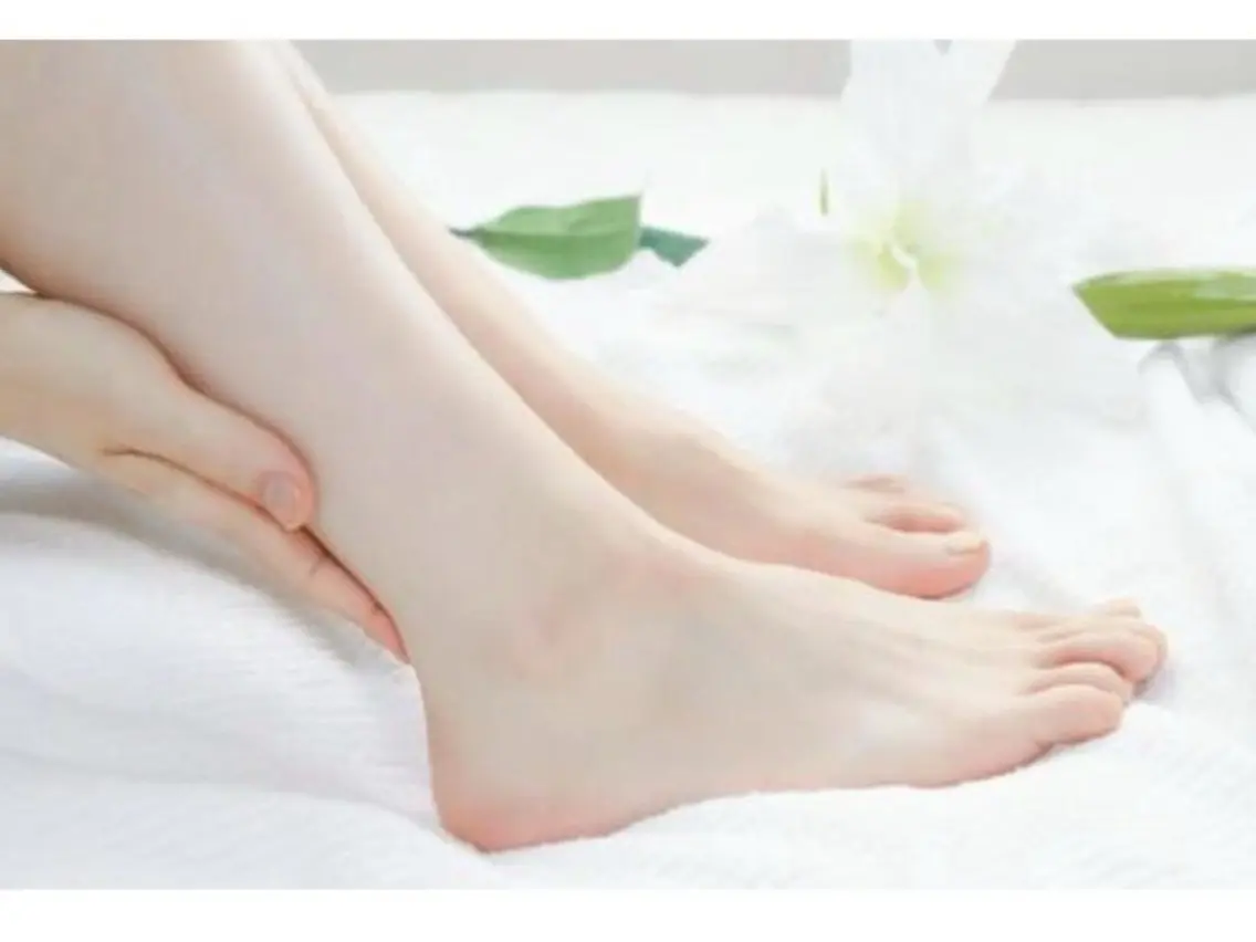 ネイル フットネイル ROSEDALE 鈴木のネイルデザイン