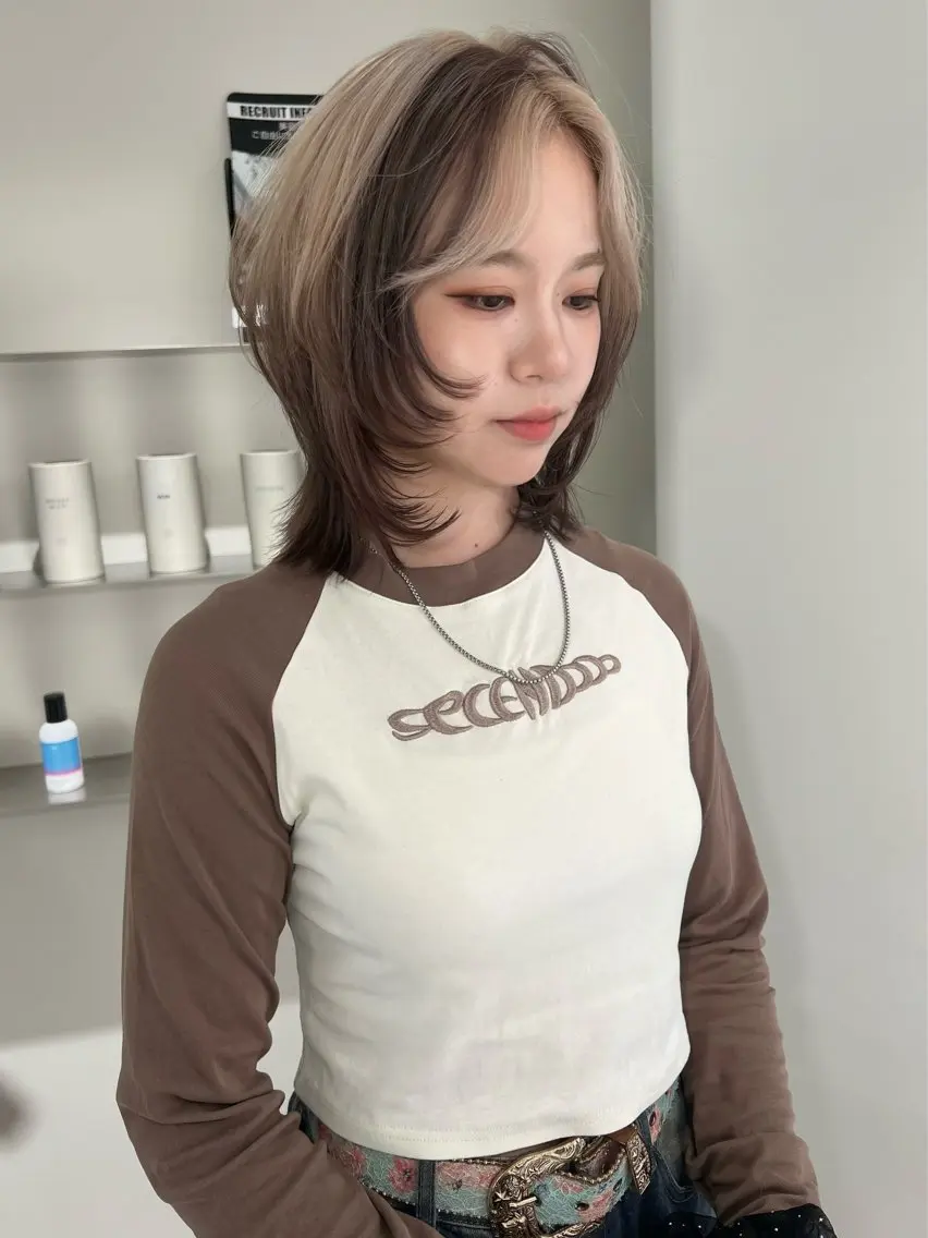 ミディアム カラー ブリーチ レイヤーカット ウルフカット ウルフレイヤー RIN🪐 ウルフ／ハイトーンのヘアスタイル