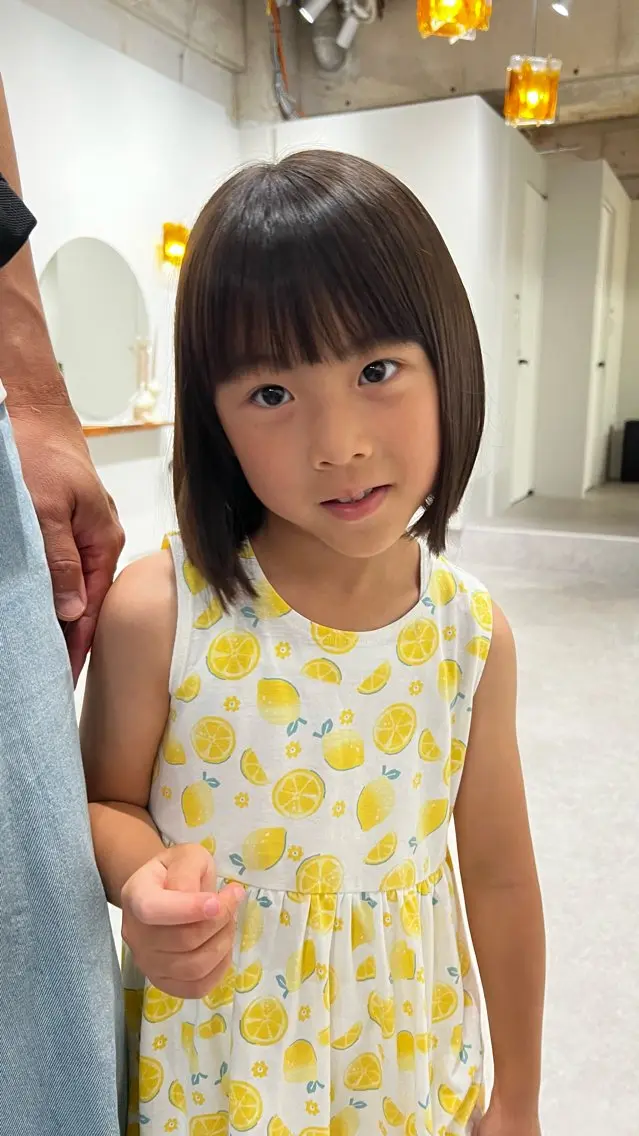 ミディアム カット 山本 麗のヘアスタイル