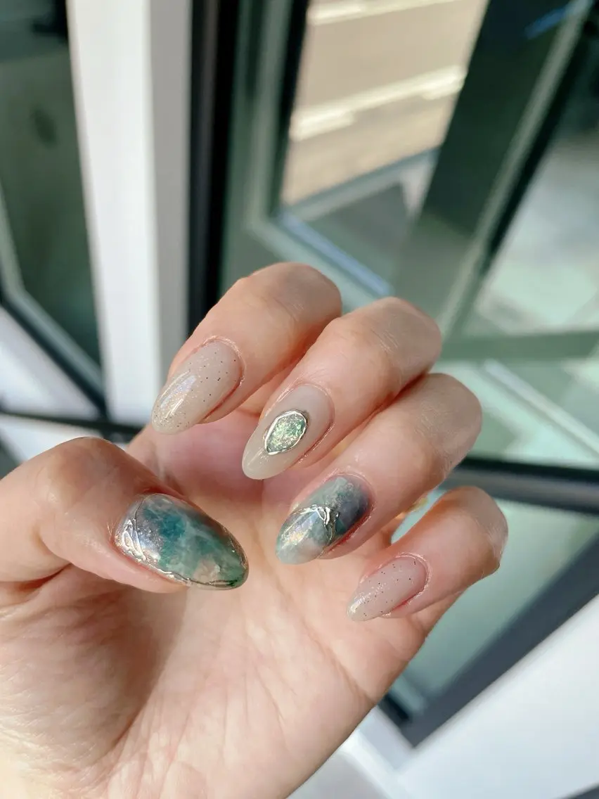 ネイル フットネイル ジェルネイル マグネットネイル ミラーネイル ニュアンスネイル ハンドネイル amati_nail TAKAKOのネイルデザイン