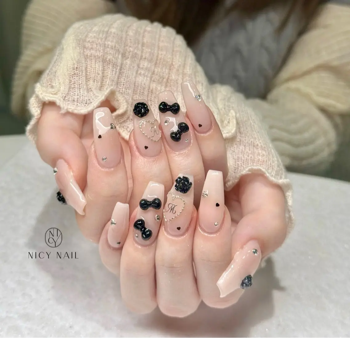 ネイル アートネイル オーロラネイル ブルー チークネイル フットネイル ハンドネイル NICY NAIL 池袋のネイルデザイン