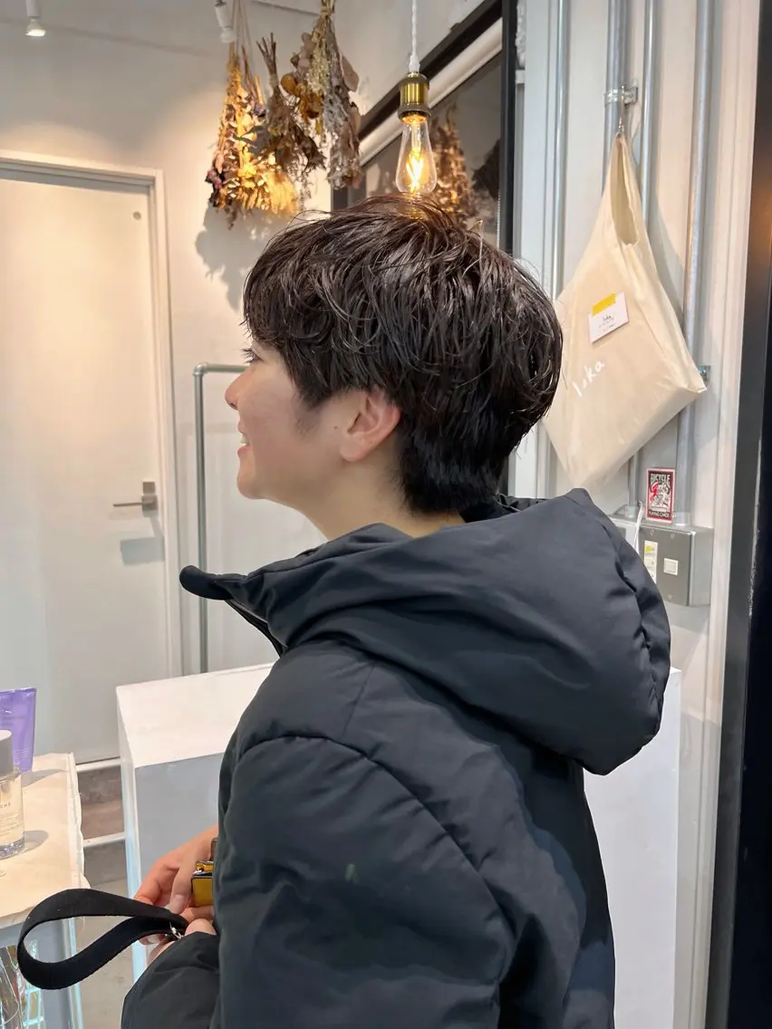 ショート カラー パーマ ブラウンカラー ショートヘア ニュアンスパーマ カット ヘアカラー パーマ トリートメント 松坂 真衣のヘアスタイル