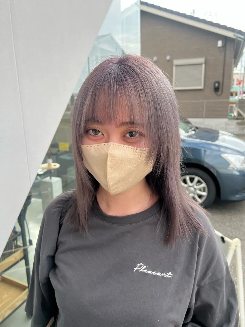 セミロング カラー ヘアアレンジ ラベンダーカラー ラベンダーグレー カット ヘアカラー トリートメント APREKO SAYAKAのヘアスタイル