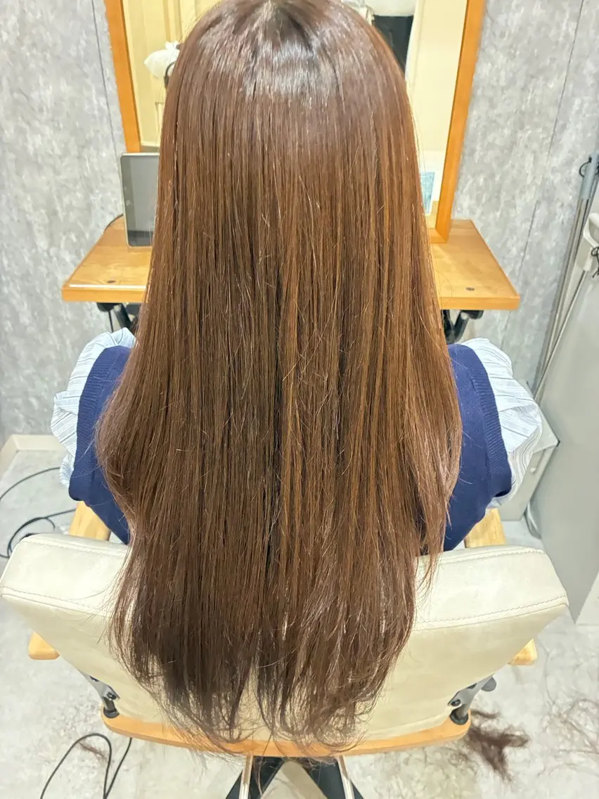 カラー 大日向 佳音のヘアスタイル