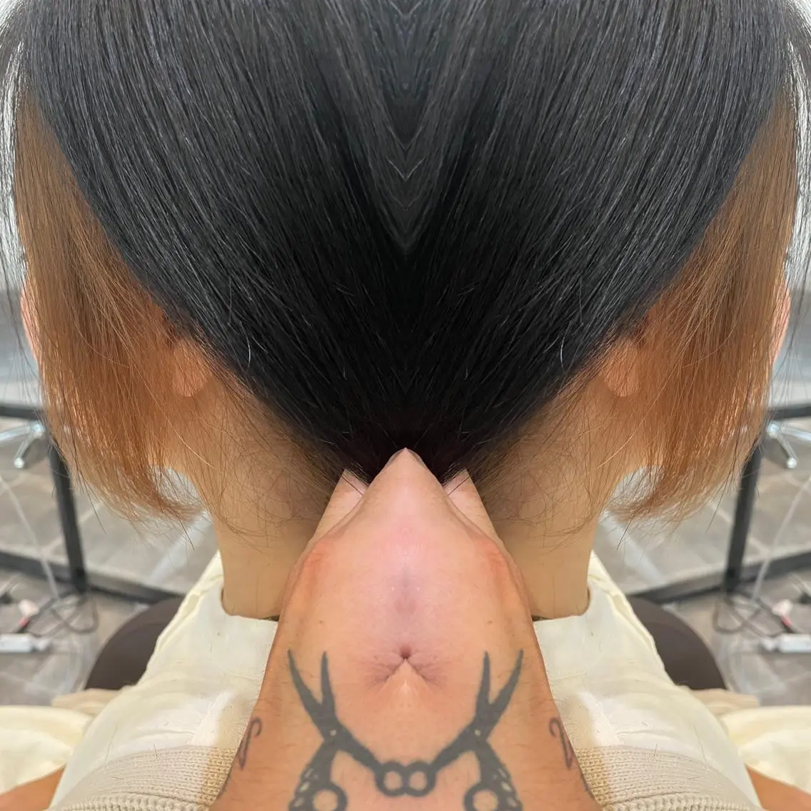 ショート カラー イヤリングカラー カット ヘアカラー 不動令 認定カラーリストのヘアスタイル