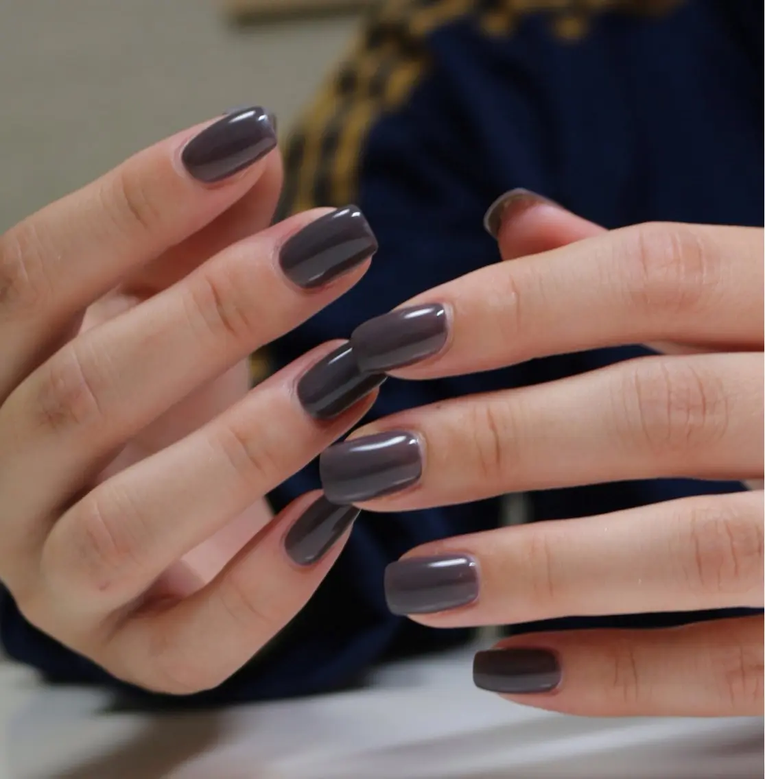ネイル ブラウン 韓国ネイル ニュアンスネイル ワンカラーネイル シンプルネイル ハンドネイル Baku Nailsのネイルデザイン