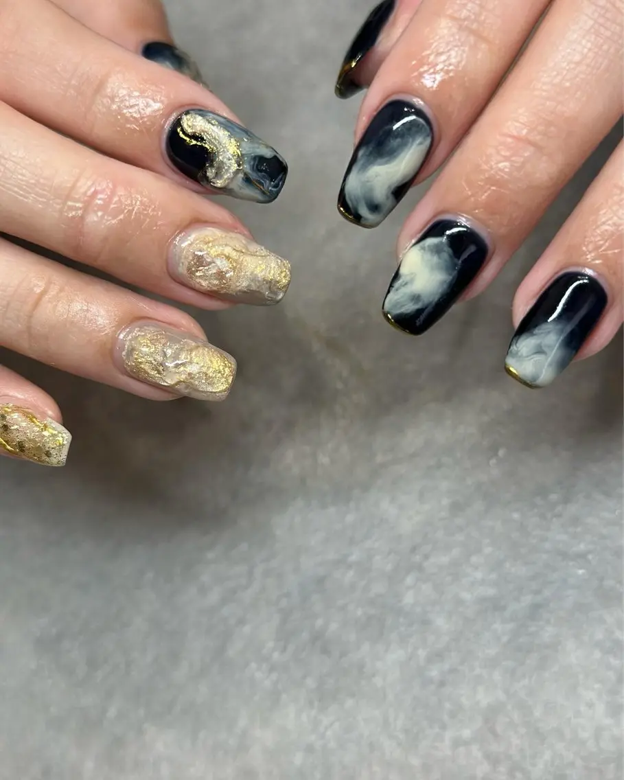 ネイル ハンドネイル フットネイル kiii.__ ✴︎*のネイルデザイン