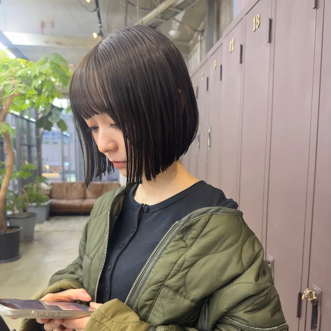 ミディアム カラー ボブ カット ヘアカラー トリートメント 岡本康平/ボブ/ブリ ーチ/酸性ストレートのヘアスタイル
