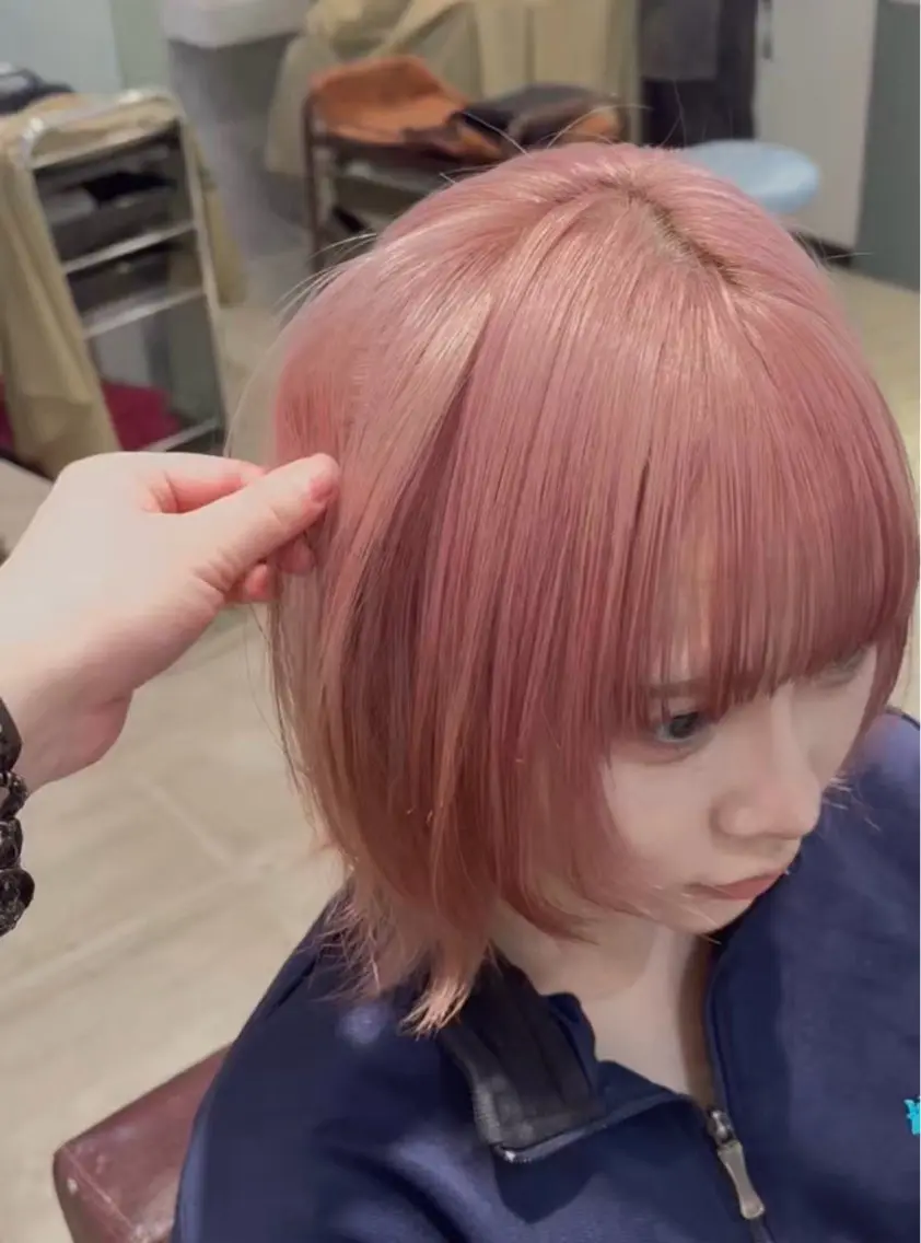 ショート カラー ピンクカラー ハイトーン、カラー 特化⟡.·すわ☁️のヘアスタイル