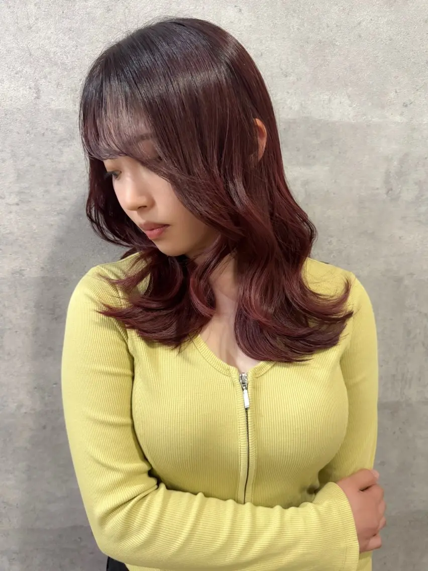 セミロング カラー アディクシーカラー バレイヤージュ ブリーチ ケアブリーチ 透明感カラー カット ヘアカラー Grow by NYNY 打越裕樹のヘアスタイル