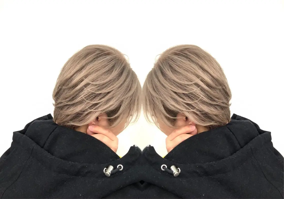 ショート カラー ヘアアレンジ バレイヤージュ デザインカラー ハイライトカラー ハイライト レイヤーカット アンドウ ユウ/ レイヤーカット/韓国のヘアスタイル