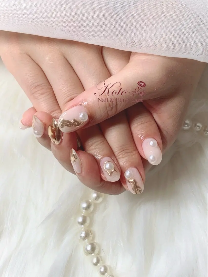 ネイル 長さ出し ジェルネイル 持ち込み ニュアンスネイル 赤色 ハンドネイル Nail Salon KOTOのネイルデザイン