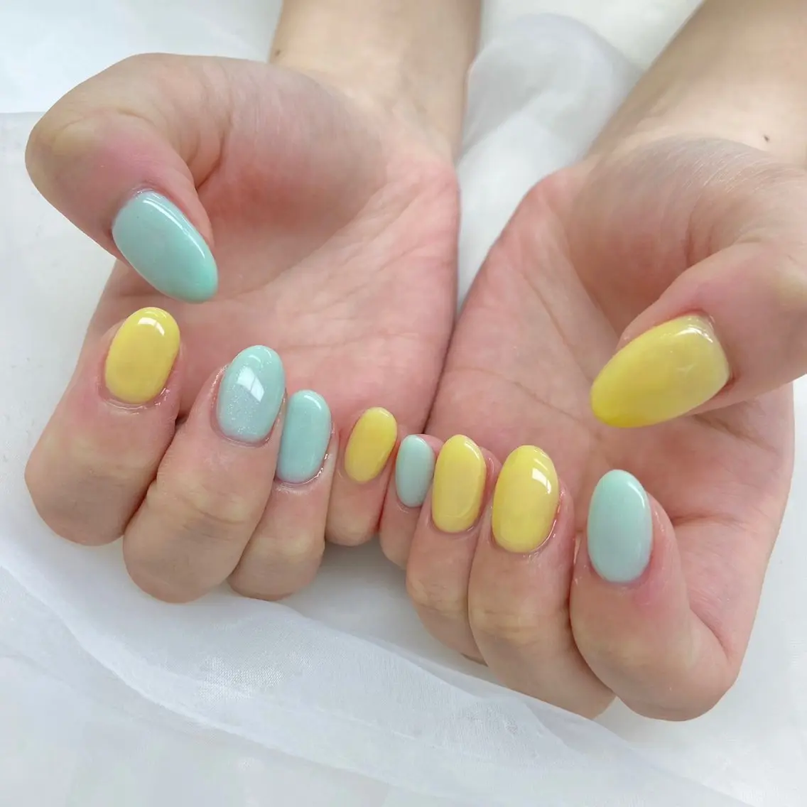 🉐期間限定🌸ワンカラー、ラメグラデーション⭐️ジェルオフあり（2色まで）の写真