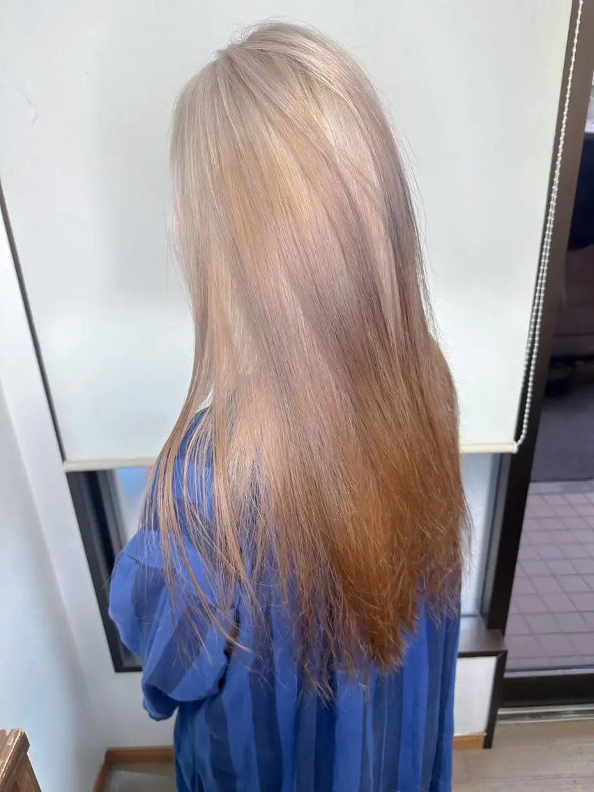 ミディアム カラー カット ヘアカラー ブリーチカラー🫧 森　凪沙のヘアスタイル