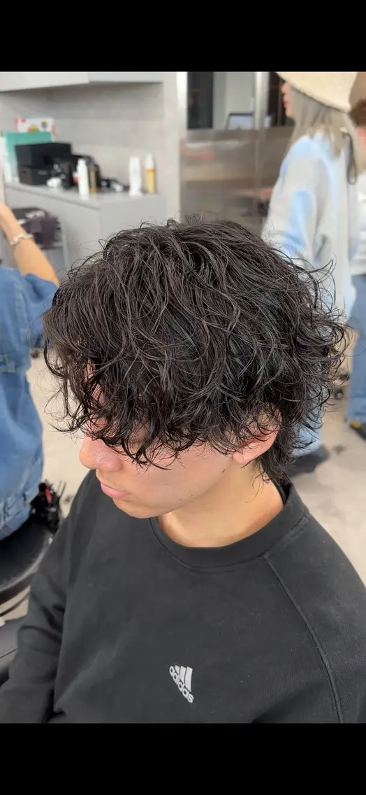 ショート カラー パーマ ヘアアレンジ メンズ キッズ 磯村 翔大のヘアスタイル