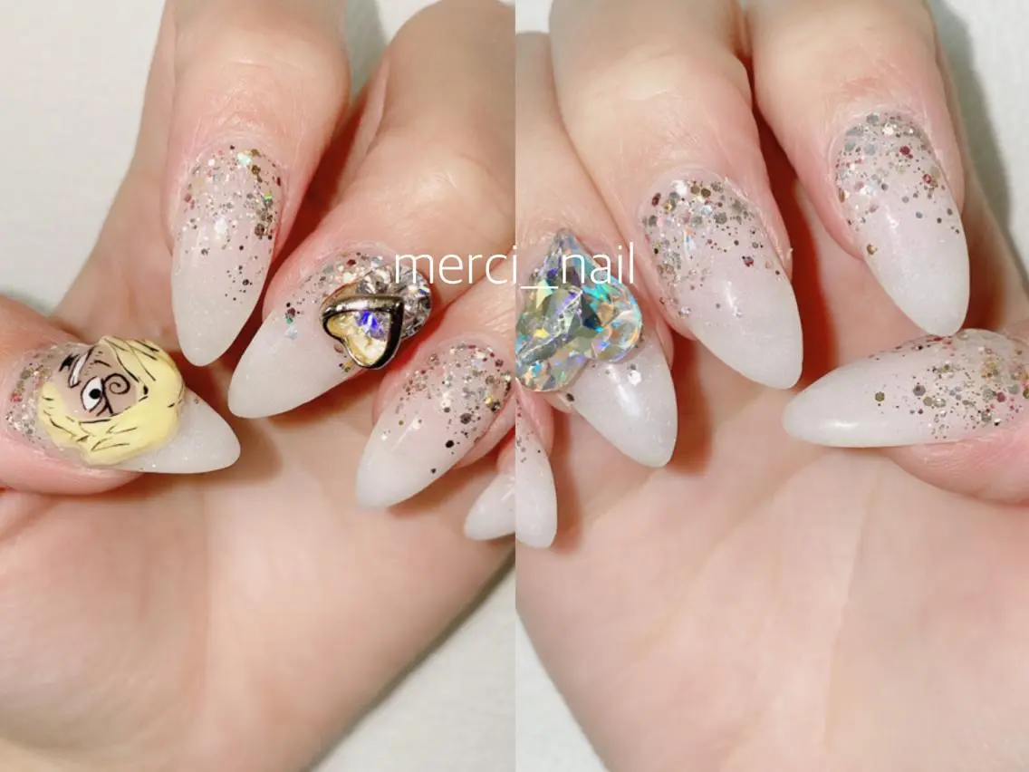 ネイル クリアネイル フラッシュネイル フレンチネイル 韓国ネイル マグネットネイル ハンドネイル merci nailのネイルデザイン