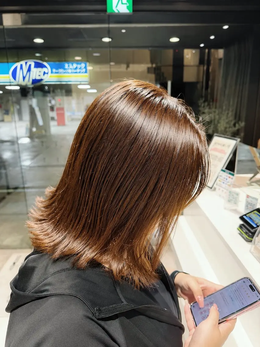 ミディアム ヘアカラー 🔮 中澤 柳美 🦄のヘアスタイル