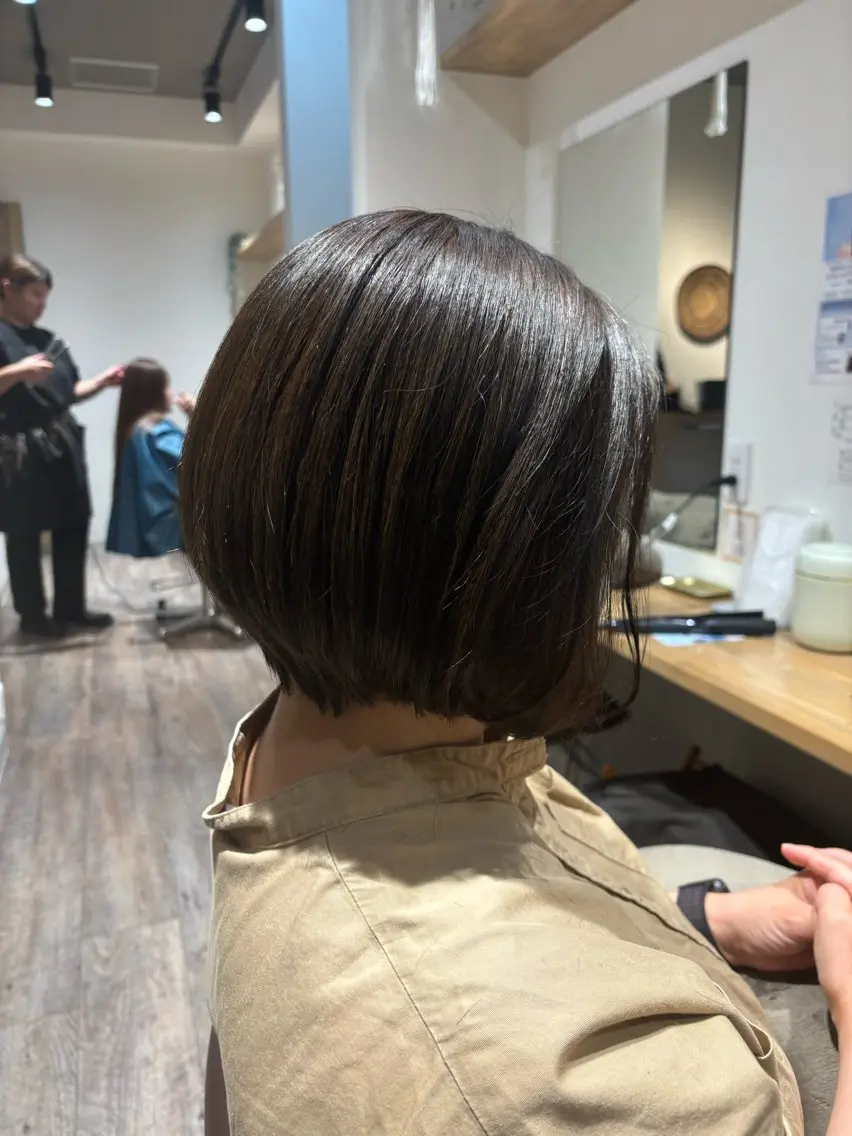 ショート カット ヘアカラー トリートメント SOL Matsumuraのヘアスタイル