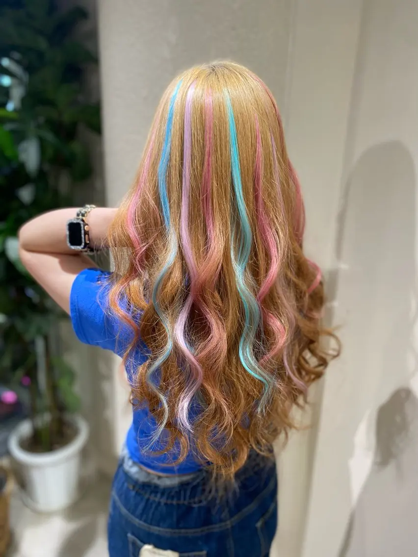 ロング エクステ ハイトーン✨艶髪💘 💘 AYANO💘のヘアスタイル