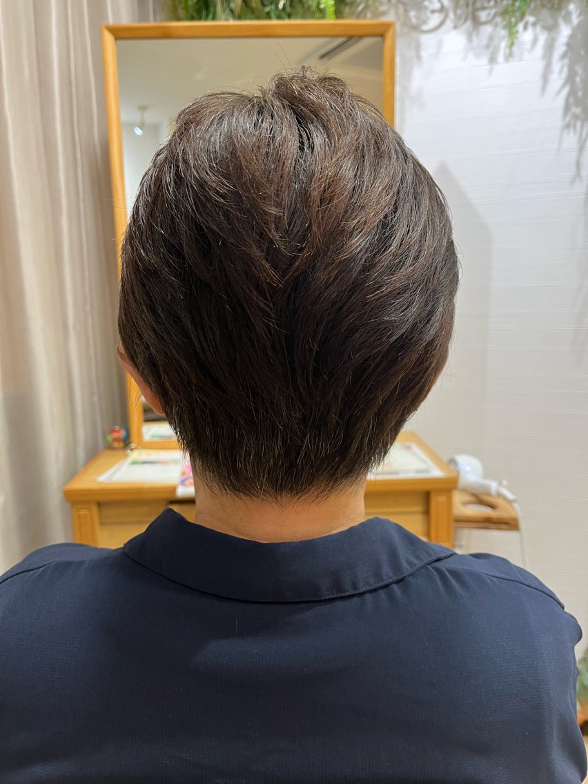 ショート Greens Yokoのヘアスタイル