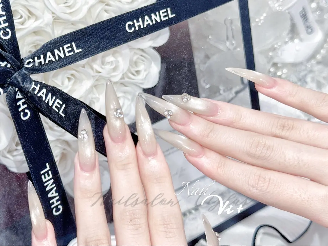 ネイル ハンドネイル ✨Nailsalon Vi+✨のネイルデザイン