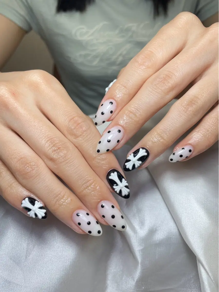 ネイル チークネイル 桜ネイル 長さ出し フットネイル ジェルネイル Maika's nailのネイルデザイン