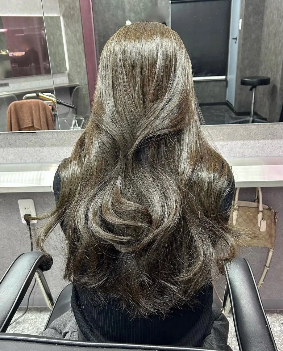 カラー ダブルカラー nanaka 🤍韓国ワンホンヘアのヘアスタイル