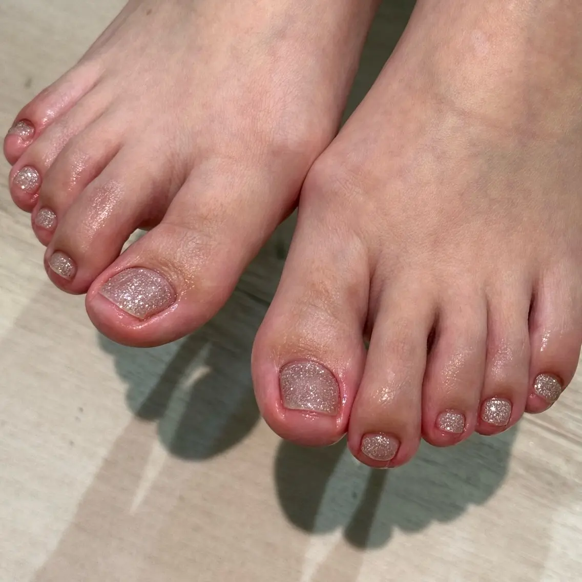 ネイル フットネイル 塩田 悠里のネイルデザイン