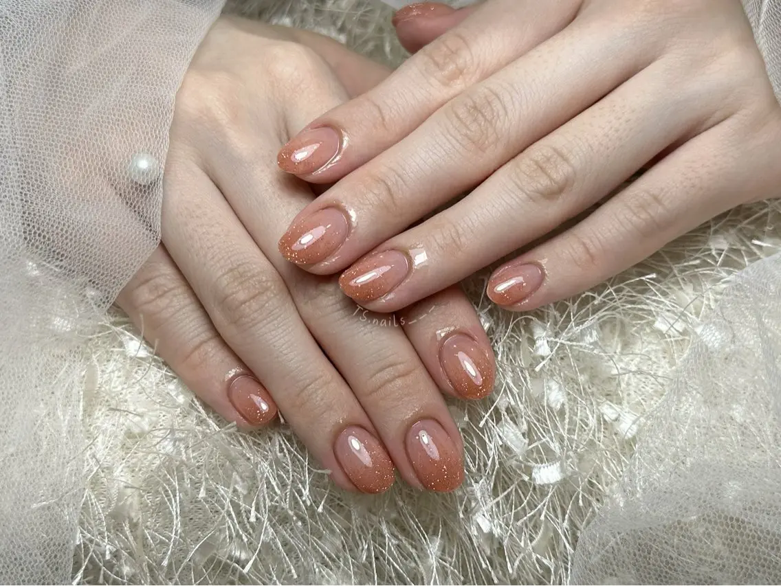 ネイル キラキラネイル マグネットネイル 持ち込み オフィスネイル シンプルネイル ハンドネイル ハンドケア TS. nails___のネイルデザイン