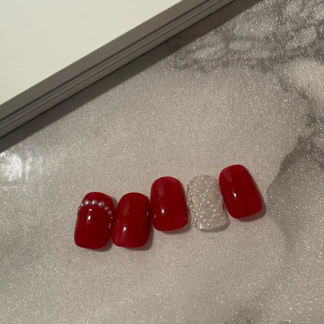 ネイル フレンチネイル ガーリー 赤色 ハンドネイル ハンドケア lylynail YUUKAのネイルデザイン