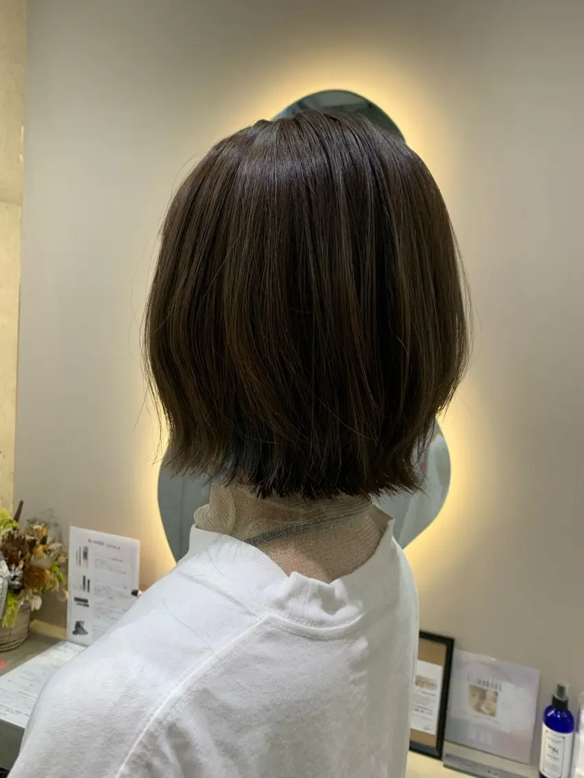 ショート カラー ヘアアレンジ カット ヘアカラー kei🤎ベージュ /透明感カラー/博多のヘアスタイル